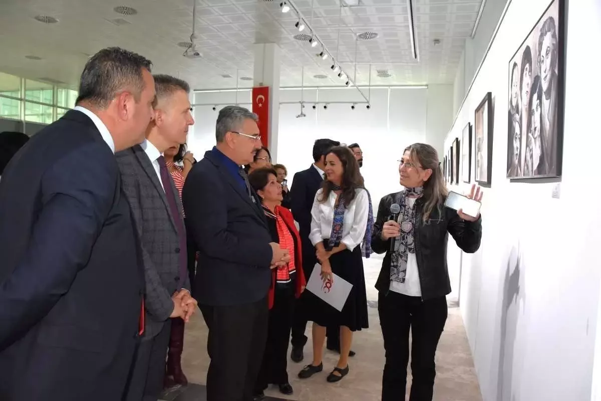 NKÜ’de ‘Atatürk ve Sanat’ Sergisi Açıldı