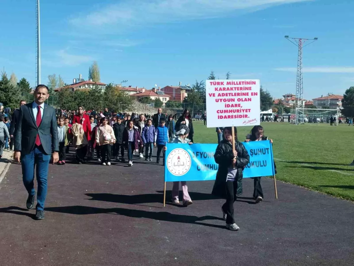 Şuhut’ta 29 Ekim Cumhuriyet Bayramı Coşkuyla Kutlandı