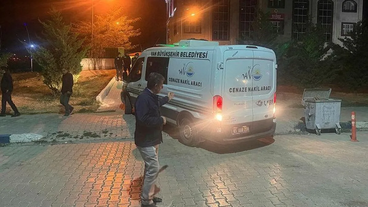 Van’da cesedi bulunan Rojin Kabaiş’in cenazesi ailesine teslim edildi
