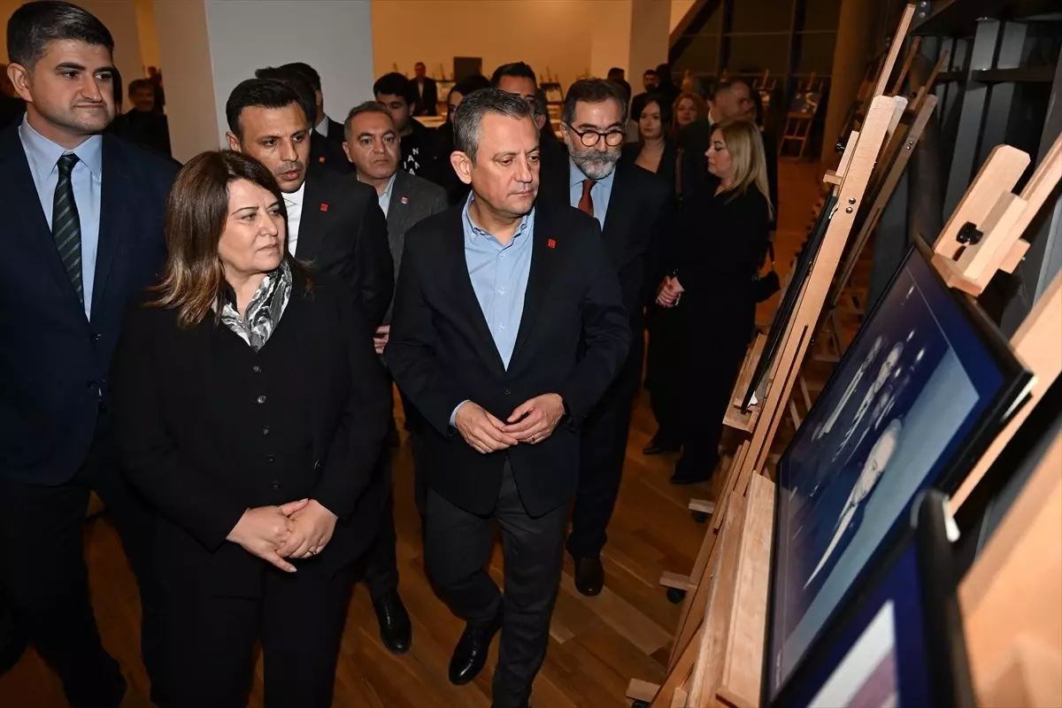 Özgür Özel, Ali Tatar’ı Anma Etkinliğine Katıldı