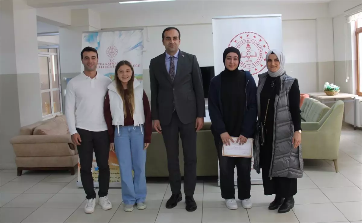 Datça’da Öğrenciler Başarılarıyla Ödüllendirildi