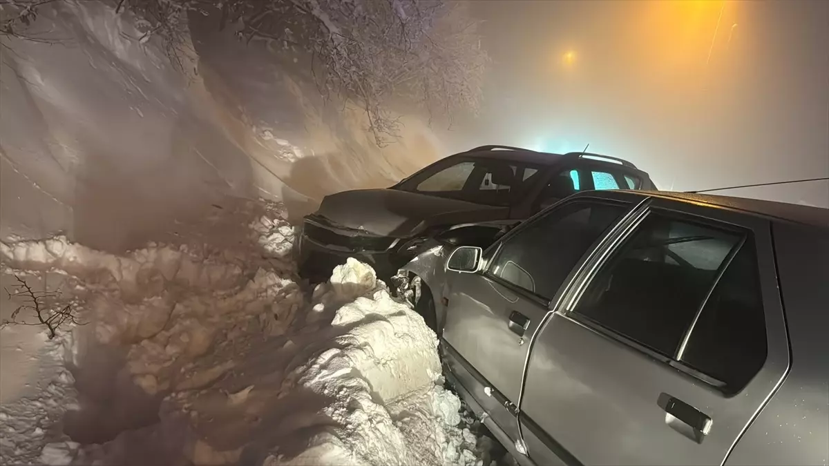 Kaynaşlı’da Trafik Kazası: 5 Yaralı