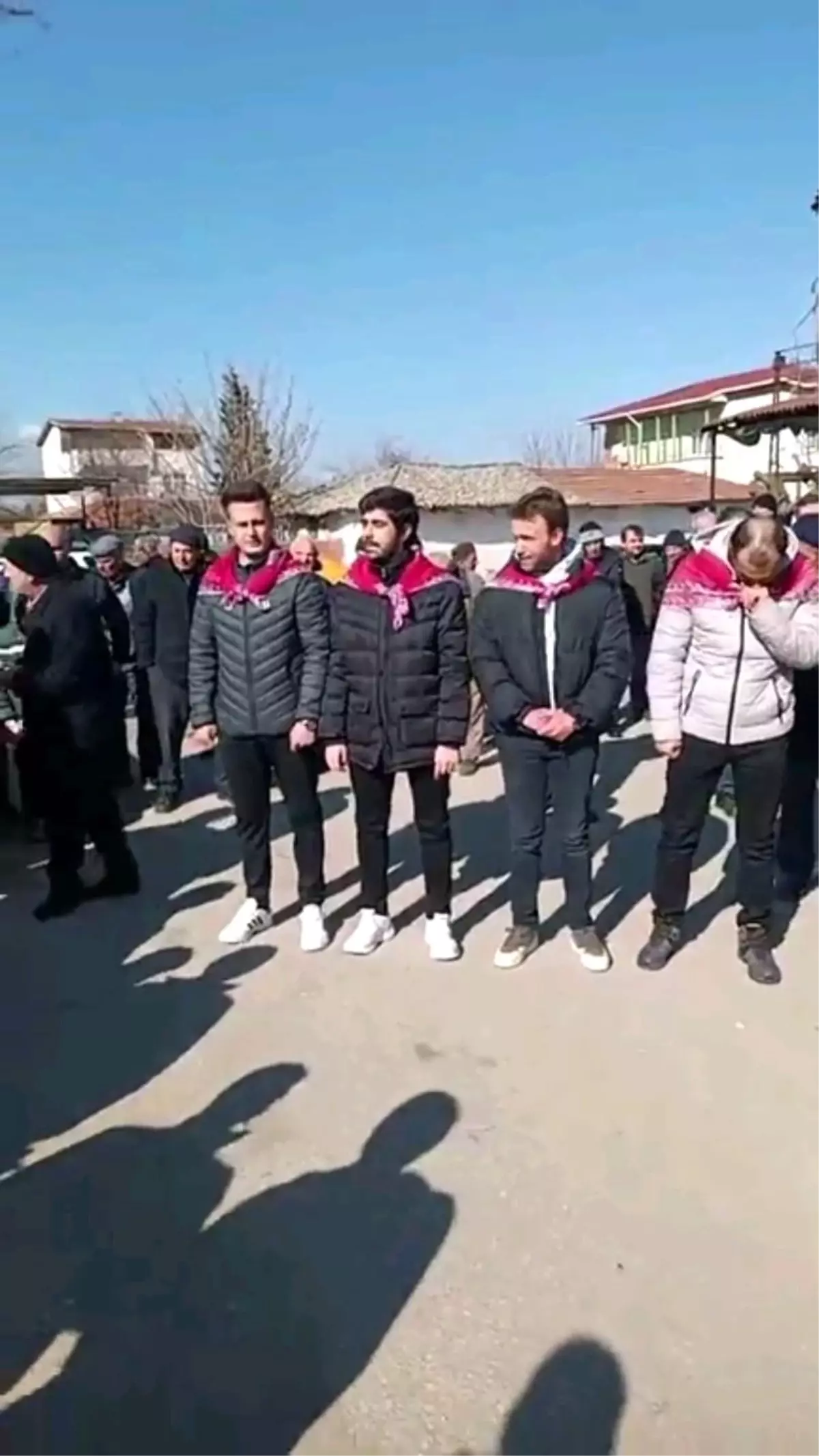Küplü Beldesinde 4 Genç Askerliğe Uğurlandı